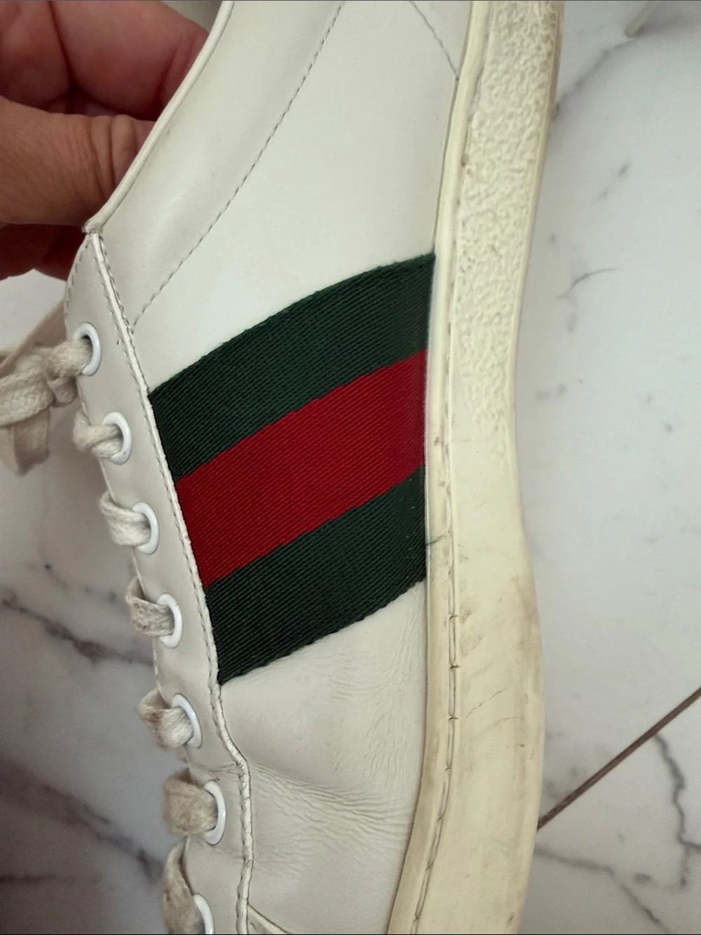 Gucci White Leather Sneakers with Red & Green Stripe